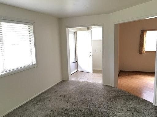 5th image of 1211 W Dalton Ave