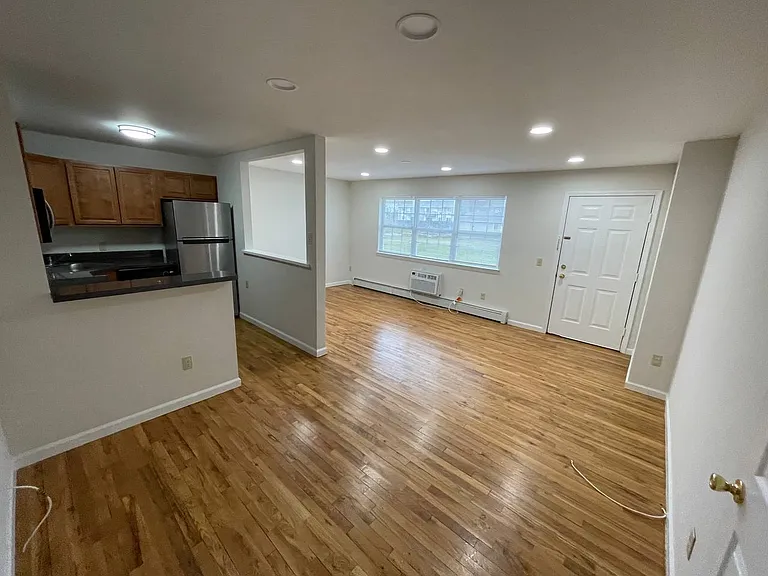 582 Patten Ave #46 — Photo 3
