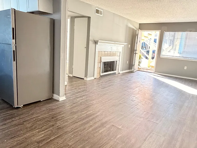 6372 Winchester Rd #1 — Photo 10