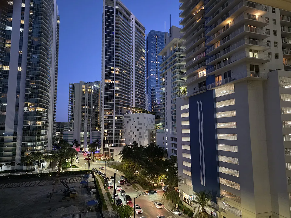 1155 Brickell Bay Dr #701