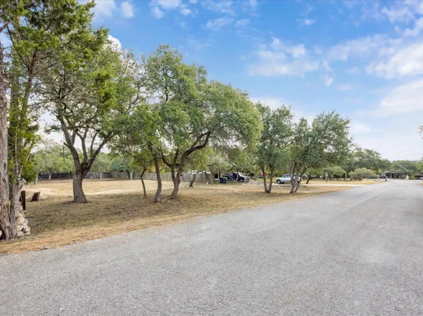 139 Donna Dr, Wimberley, TX 78676