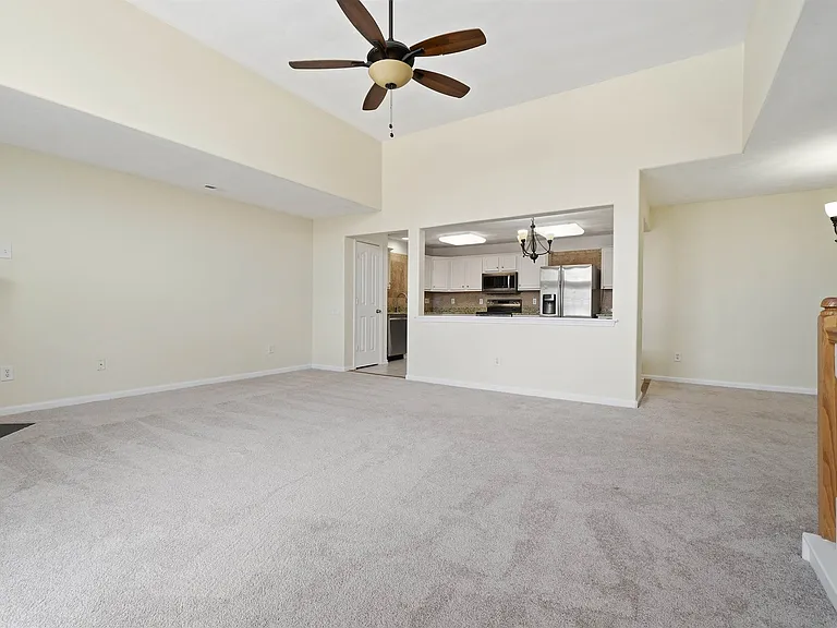 3715 Sutter St #11 — Photo 6