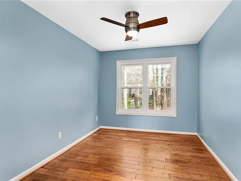 560 Kimball Crest Ct — Photo 21
