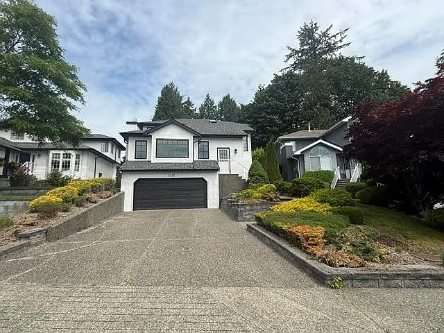 3777 Abbey Ln — Photo 1
