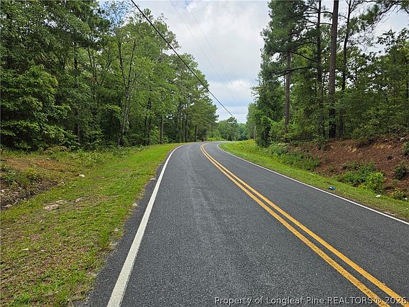 3rd image of West Rd