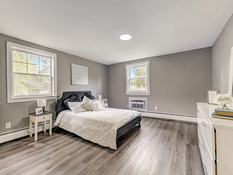 Lavana Falls Apartments — Photo 32