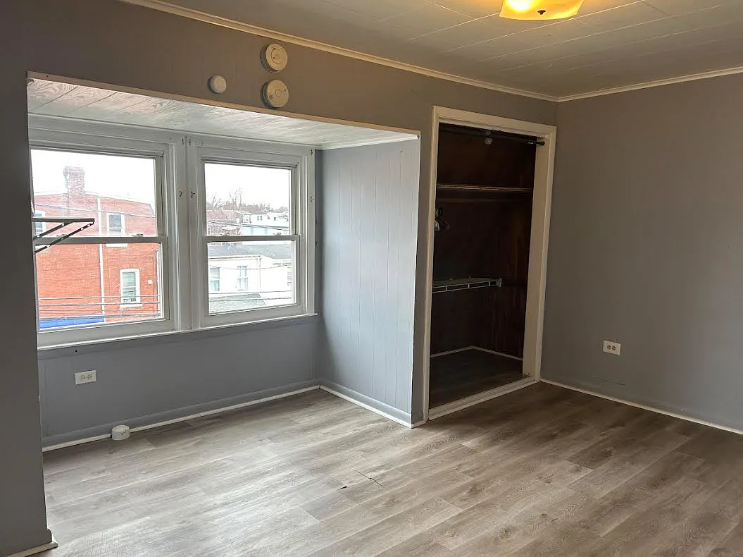 1 bed, $1,050 — Photo 3