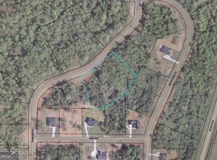 68 Creekview Dr, Forsyth, GA 31029