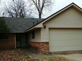 8914 E 33rd St, Tulsa, OK 74145