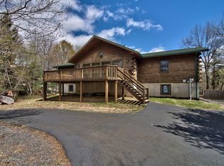 221 Birch Dr, Blakeslee, PA