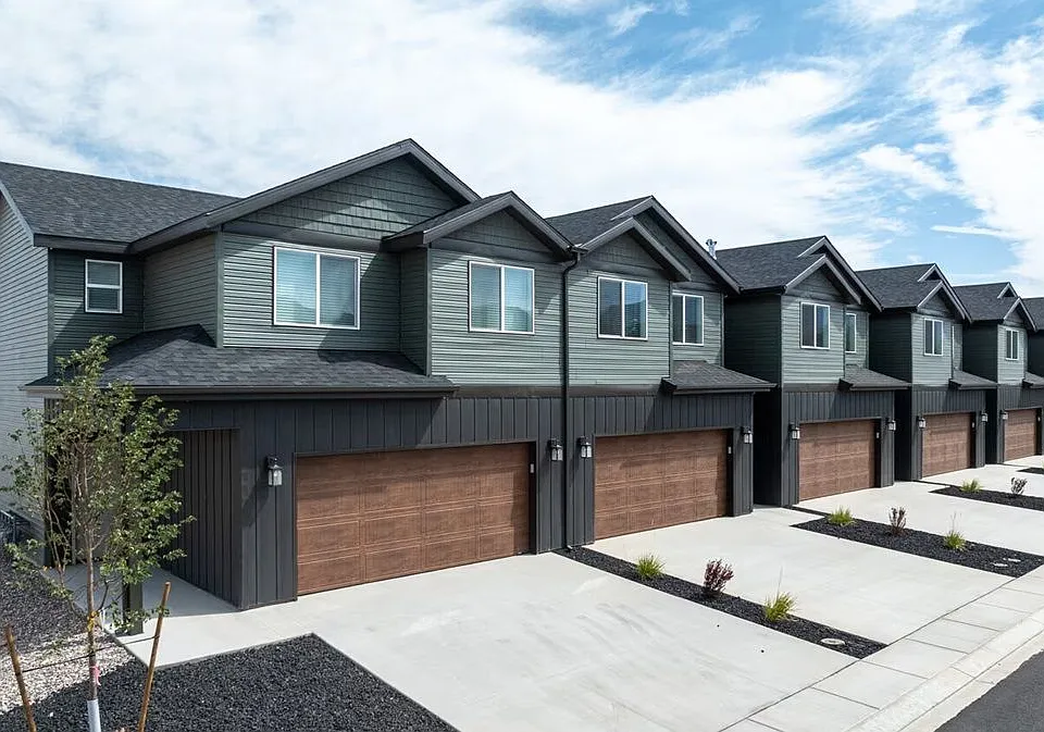 435 N 575 W #1