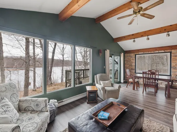 9865 W Railroad Dr, Ojibwa, WI 54862