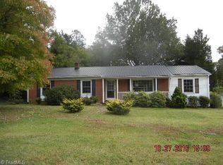 43 Carroll Ave, Denton, NC 27239