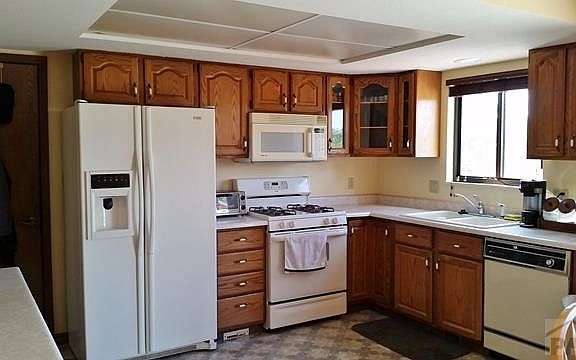 3rd image of 169 E Idaho Springs Dr