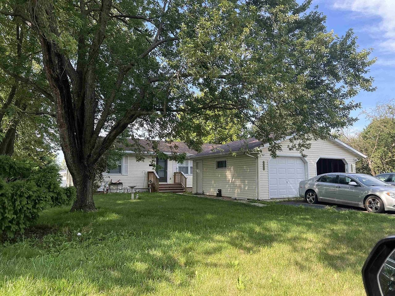 1793 Post Road, Beloit, WI 53511 Zillow
