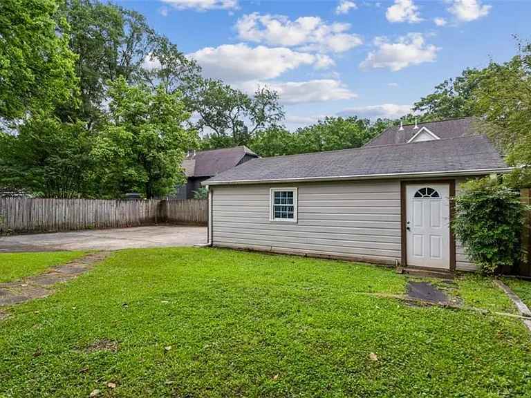1910 La Dawn Ln NW — Photo 25