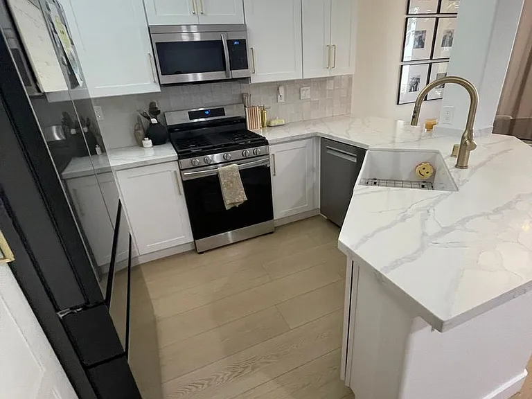 1093 S Positano Ave — Photo 1