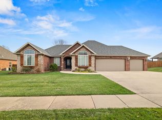 956 E Grace Street, Republic, MO 65738