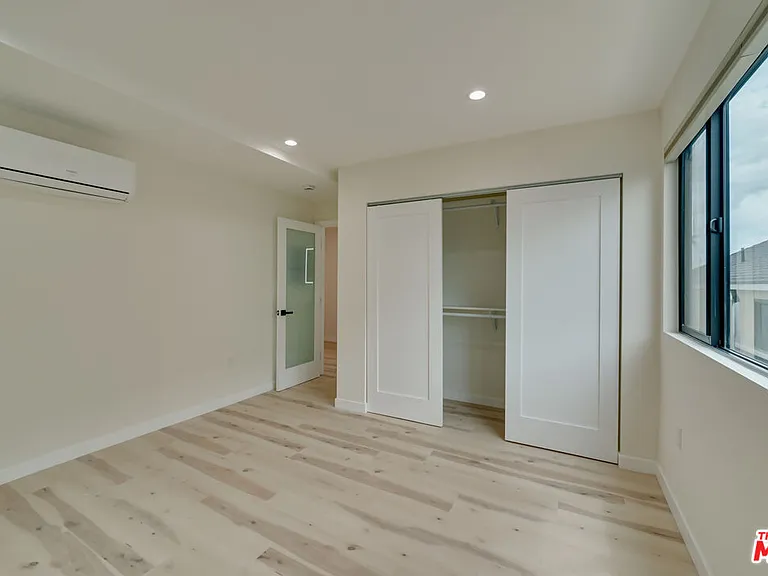 928 N San Vicente Blvd #107 — Photo 10