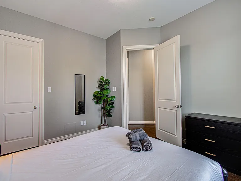 4001 Dallas St #A — Photo 18