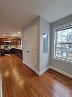 4th image of 944 Warren Ave #2-F