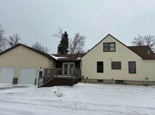 230 1st Ave N, New Rockford, ND 58356