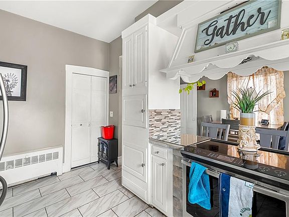 3rd image of 78 Jenks St