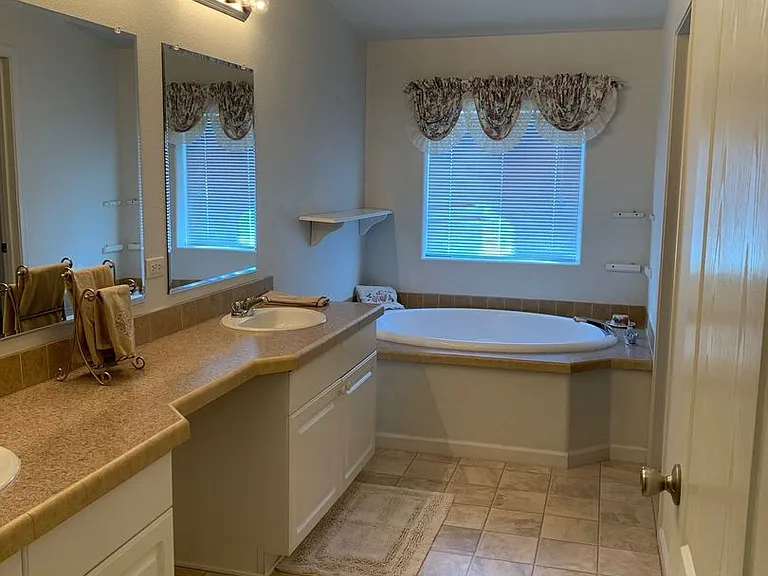 5661 S Gazelle Dr — Photo 8
