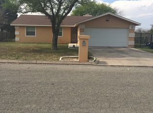 118 Kim Dr, Del Rio, TX 78840