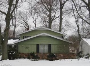 5270 W 229th St, Fairview Park, OH