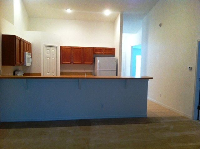 1st image of 25 NE 7th Ter