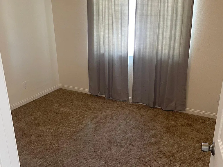 8600 Lime Ave — Photo 19