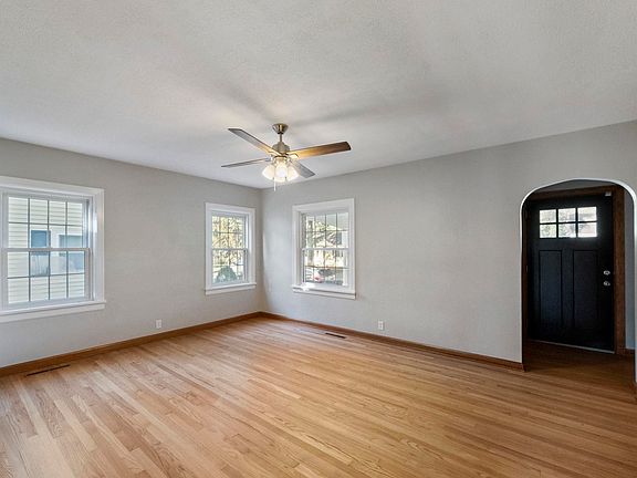 5th image of 1317 Sinton Ave