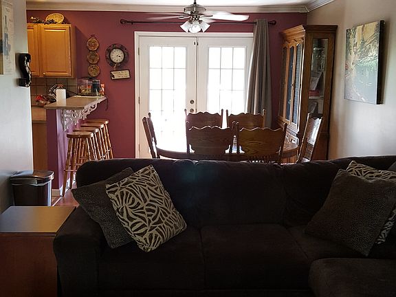 5th image of 433 Strecker Ln
