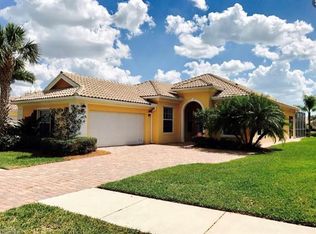 7910 Valentina Ct, Naples, FL 34114