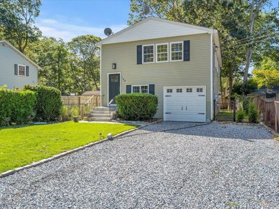 194 Moriches Avenue, Mastic, NY, 11950