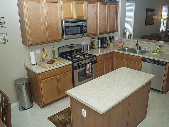 5th image of 10372 S High Bluff Dr