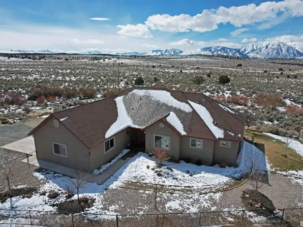 1156 Jacobsen Ln, Gardnerville, NV 89410