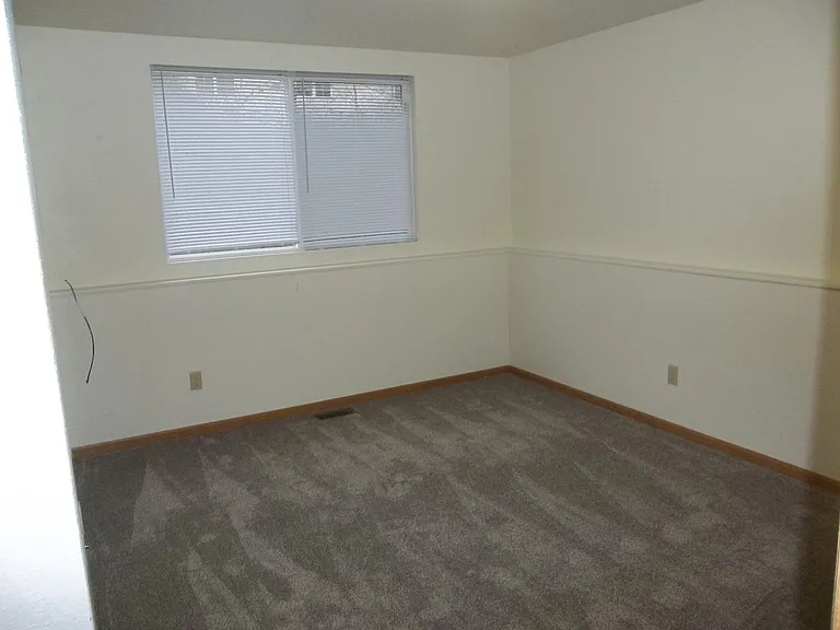 1521 Flynn Ln #A — Photo 3