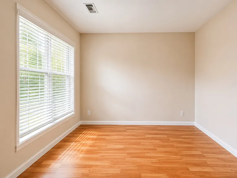 8330 Grenadier Trl — Photo 7