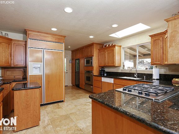 3rd image of 5855 Lone Star Oaks Ct