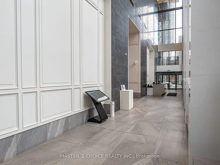 3 Gloucester St #901 — Photo 3