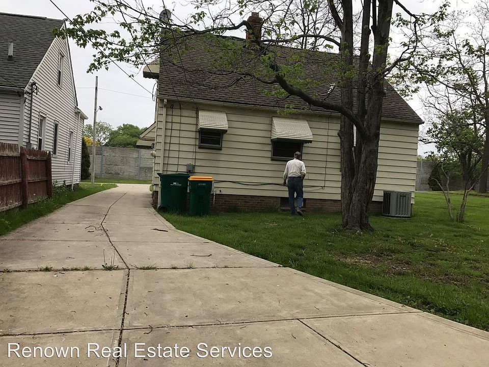 2nd image of 19570 McCracken Rd