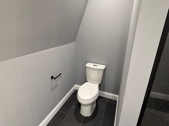 4th image of 23 Fenn Dr