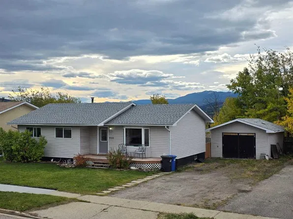 10305 N 98th Ave, Grande Cache, AB T0E 0Y0