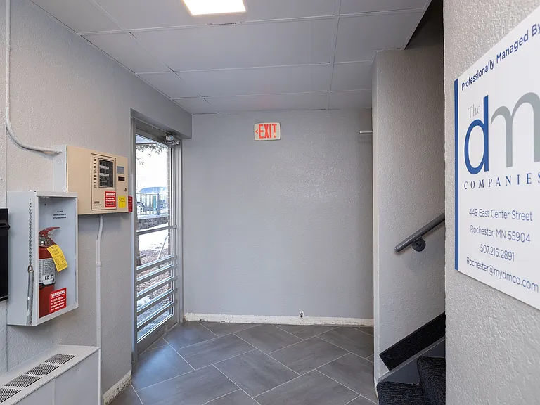2nd Street Villas — Photo 3