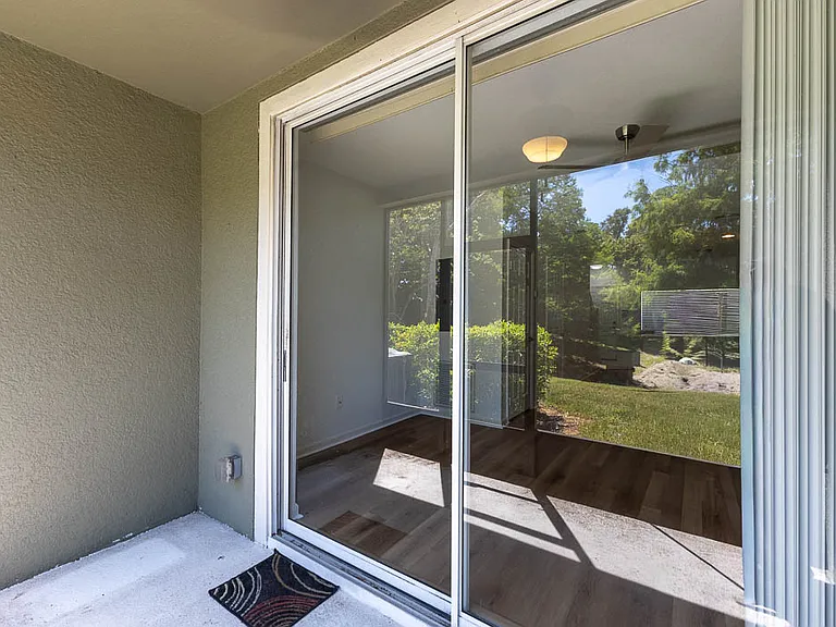 Stockton Dr — Photo 10