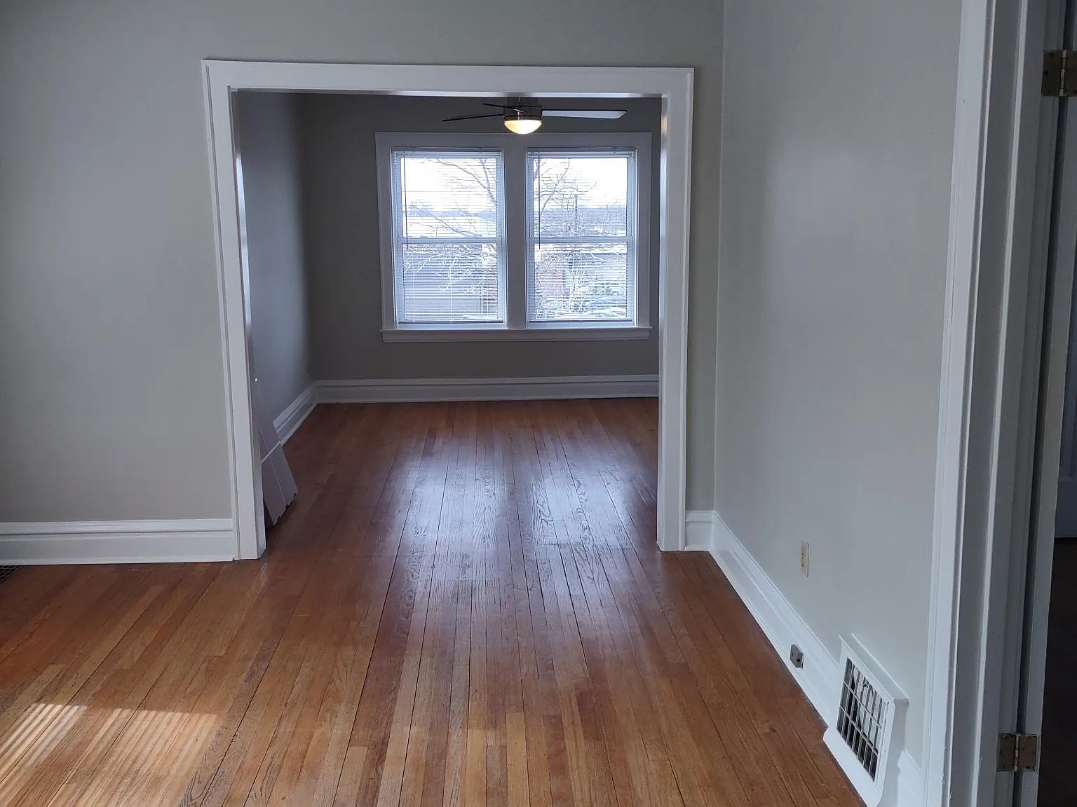 2 bed, 1100 sqft, $1,875 — Photo 1