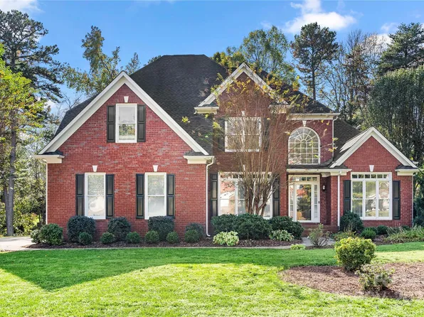 2532 Radrick Ln, Charlotte, NC 28262
