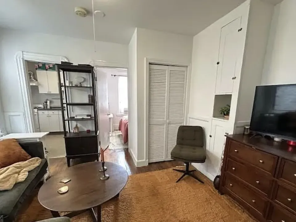 108 Myrtle St #3